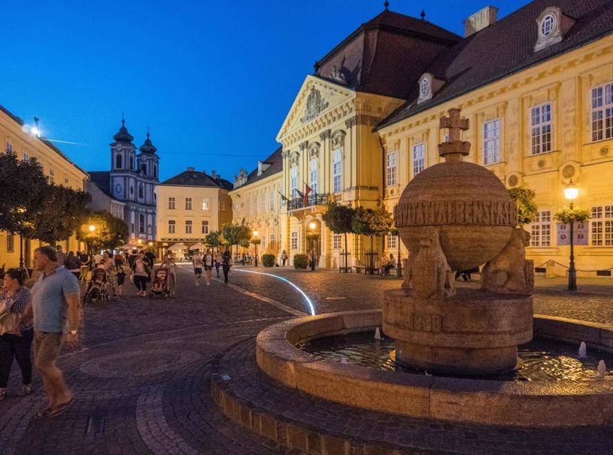 Patrik Apartman Székesfehérvár Exterior foto